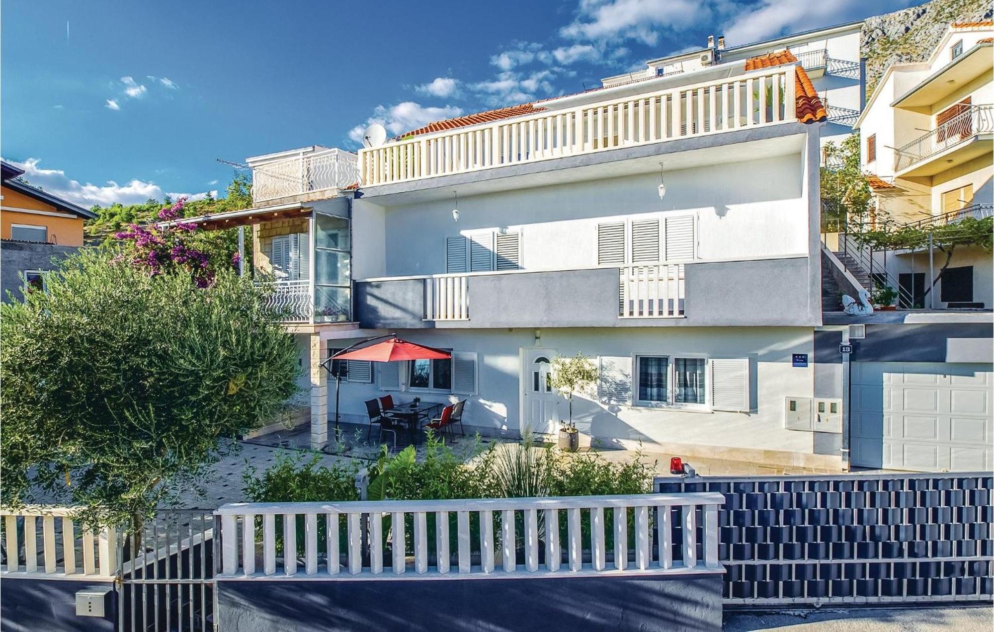 Apartment Stjepana 05 Dugi Rat Exterior photo